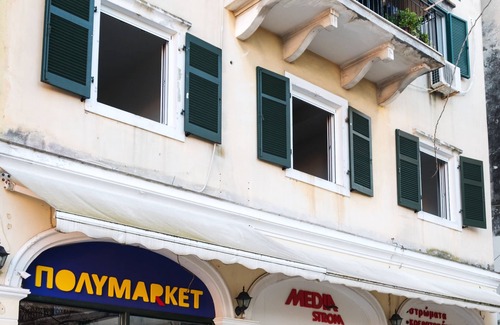 Old Town Apartment | Corfu White Apartment