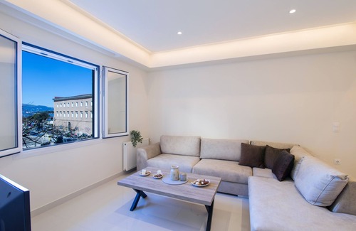Old Town Apartment | Corfu White Apartment