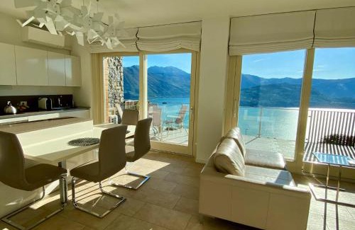 Parzanica Apartment | Corinto - wonderful Lake front apartment