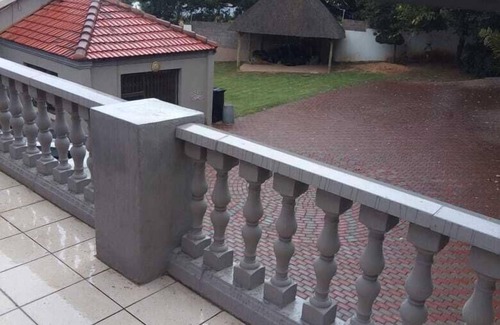 Kew House | Corlett 330