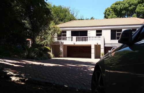 Kew House | Corlett 330