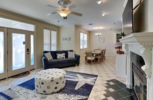 Crystal Beach House | Corner Castle