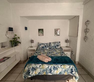 Westville Apartment | Corner Cottage - All to yourself