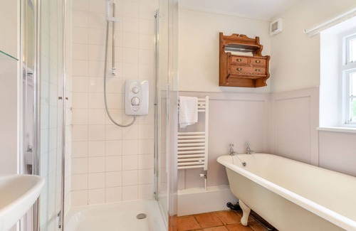Cropton Cottage | Corner Cottage