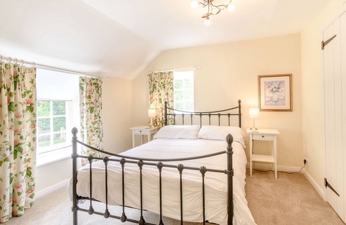 Cropton Cottage | Corner Cottage