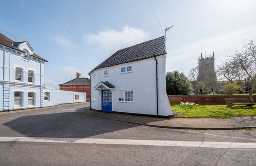 Wangford House | Corner Cottage - Wangford