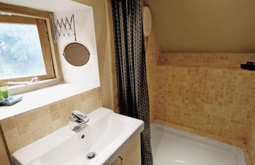 Crich House | Cornstore Cottage