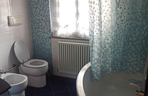 Pecetto di Valenza Apartment | corte dei sentieri 2