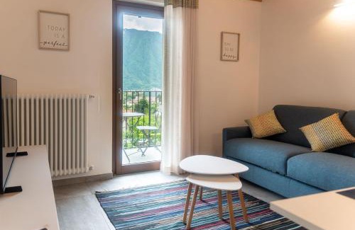 Tremezzina House | Corte Masnate "Blu" - Lenno by LoveComo