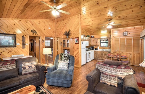 Cosby Cabin | Cosby Rustic Treat! W/Wrap Around Porch, Hot Tub, WiFi, & a Rock Fire-Pit!