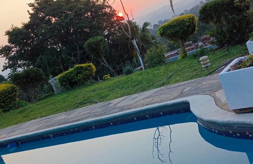 Queensburgh Bed & Breakfast | Cosmic Retreat - Family Guest Home