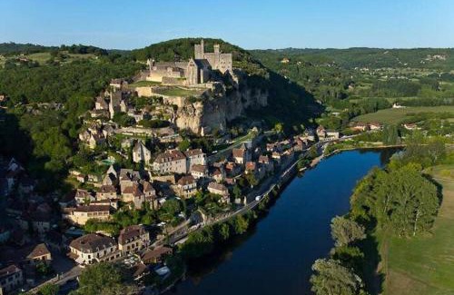 Beynac-et-Cazenac House | COSTA DEL PORTE : Maison de charme au coeur du village classé de Beynac avec vue*