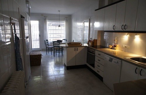 El Roc de Sant Gaieta Villa | Costa Dorada: Spacious villa for 8 pers., Private pool, 900m from the beach