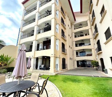 Barrio Los Faroles Apartment | Costa Rican Jaco Haven