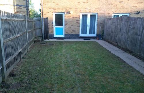 Yeading Apartment | Cosy 1-Bed Studio in Northolt perfect to unwind