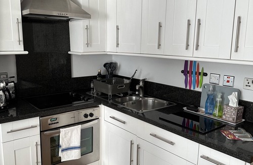Tower Hill Apartment | Cosy 1 Bedroom Apartment 5 mins from Tower Bridge, zone 1