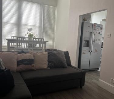 Ferndale Apartment | Cosy 1 bedroom flat, Brixton