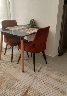Riruta Apartment | Cosy 1 Bedroom with 2 TVs
