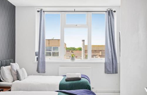 Gillingham Apartment | Cosy 2 Bed- Gillingham