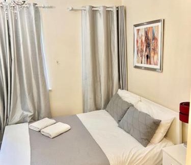 St. Dunstan's Apartment | Cosy 2 bedroom Detached House in Central London