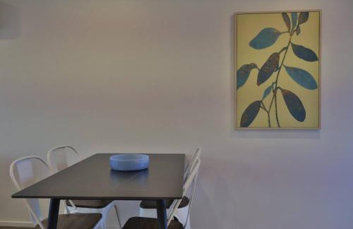 Henderson House | Cosy 2BR House in Awaroa Road