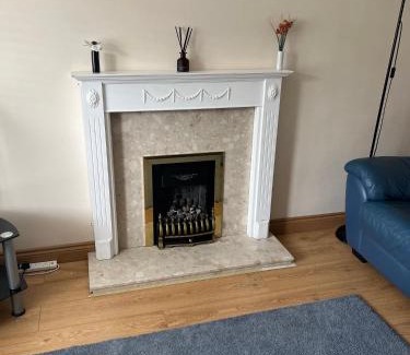 Stonnall House | Cosy 3 bed detached house Birmingham