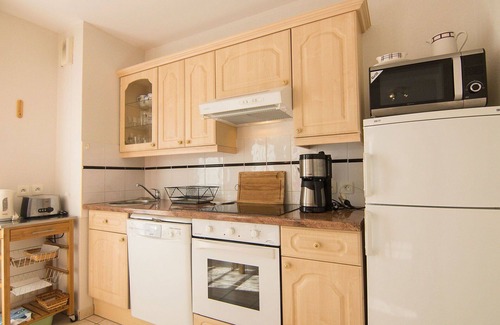 Tarnos Apartment | Cosy apartment for 4 guests with WIFI, TV and terrace