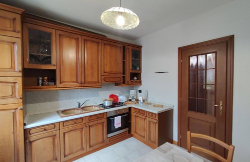 Stazzona Apartment | Cosy apartment for 4 guests with WIFI, TV, balcony, pets allowed and parking