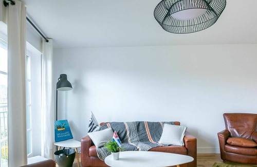 Saint-Servan Apartment | Cosy apartment for 4 people with WIFI, TV and terrace