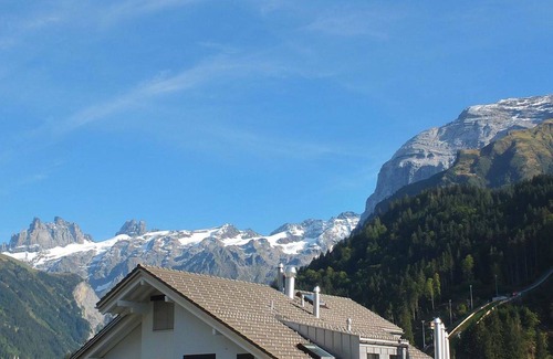 Engelberg Apartment | Cosy apartment for 6 people with WIFI, TV and balcony