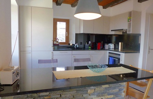 Grimisuat Apartment | Cosy apartment for 6 people with WIFI, TV and terrace