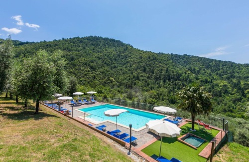 Bivio Pozzo Apartment | Cosy apartment for 6 guests with pool, WIFI, TV, patio, panoramic view and parking