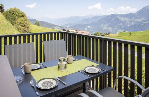 Falera Apartment | Cosy apartment for 6 people with pool, WIFI, TV, balcony and panoramic view