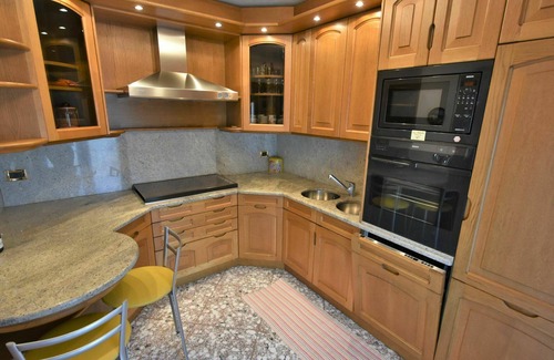 Grosio Apartment | Cosy apartment for 7 guests with WIFI, TV, terrace and parking