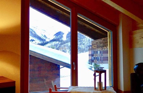 Saas-Fee Apartment | Cosy apartment for 8 people with WIFI, TV and balcony