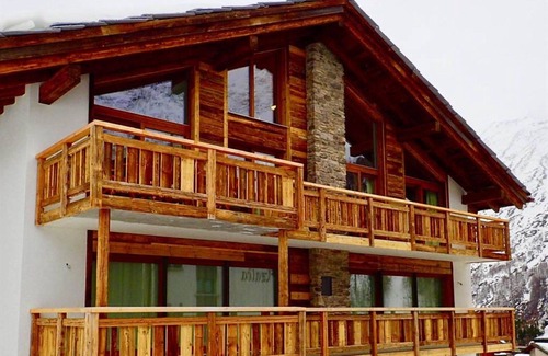 Saas-Fee Apartment | Cosy apartment for 8 people with WIFI, TV and balcony