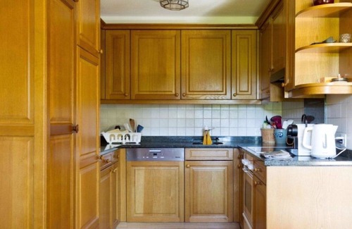 Schoenried Apartment | Cosy apartment for 8 people with WIFI