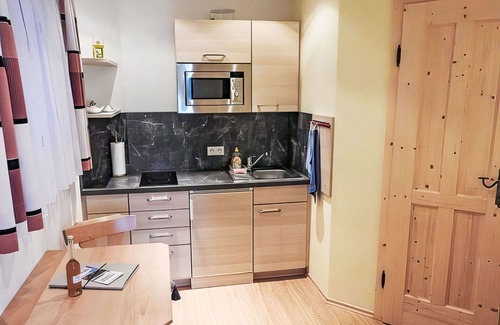 Donnersbach Apartment | Cosy apartment for 2 guests with WIFI, TV, patio and pets allowed