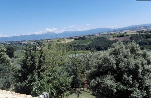 Pietrauta Apartment | Cosy apartment for 2 guests with WIFI, pool, patio, panoramic view and parking, close to Spoleto