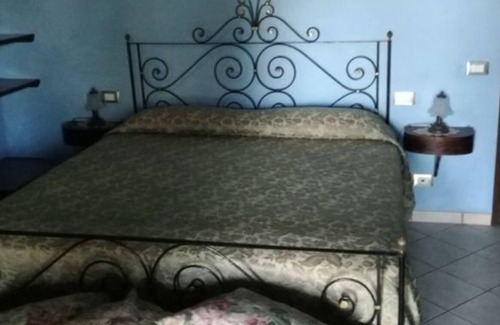 Pietrauta Apartment | Cosy apartment for 4 guests with pool, WIFI, patio, panoramic view and parking, close to Spoleto