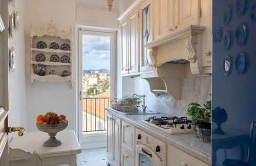 Riva Ligure Apartment | Cosy apartment for 4 guests with WIFI, TV, balcony and parking