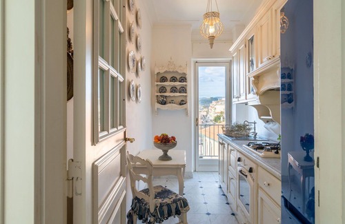 Riva Ligure Apartment | Cosy apartment for 4 guests with WIFI, TV, balcony and parking