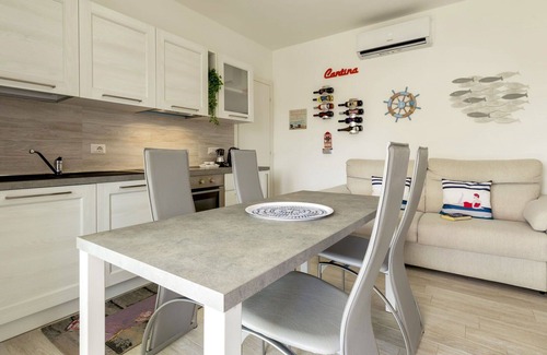 La Muddizza Apartment | Cosy apartment for 5 people with A/C, WIFI, pool, TV and terrace