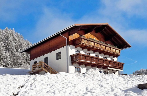 Radstadt Villa | Cosy apartment in villa for 4 people with WIFI, patio, pets allowed and panoramic view
