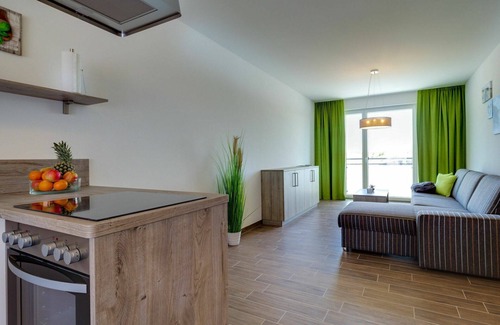 Grossposna House | Cosy apartment in villa for 4 guests with WIFI, TV, terrace and parking