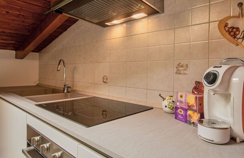 Villa Guardia Apartment | Cosy apartment for 5 people with A/C, WIFI, TV, balcony and panoramic view