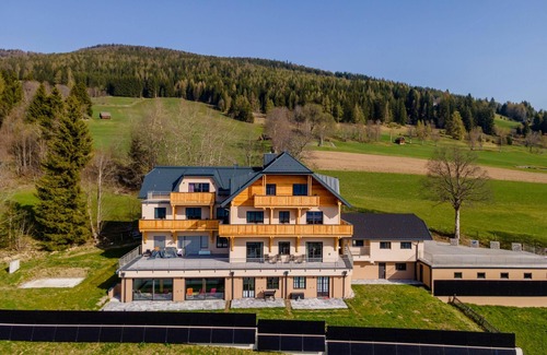 Mauterndorf Apartment | Cosy apartment with pool