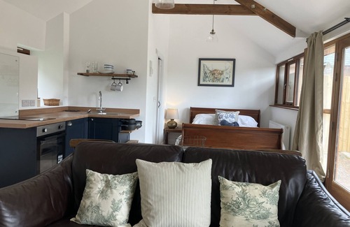 Watchet Bed & Breakfast | Cosy Barn with Courtyard Area
