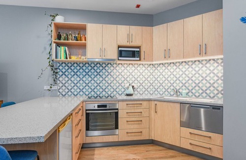 Dunedin City Centre Apartment | Cosy Central City ApartmentnLocated in a Heritage Building