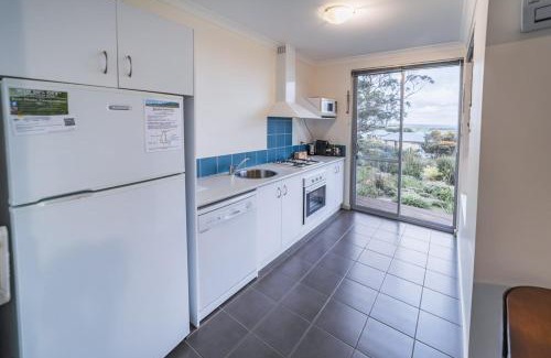 Kronkup Apartment | Cosy Corner Sea View Apartments